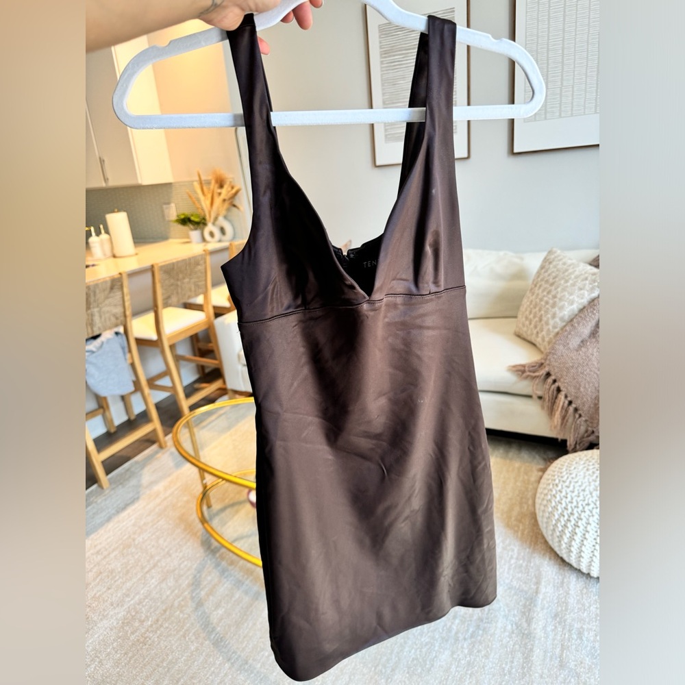BABATON MINI DRESS. Size 4. NWOT.